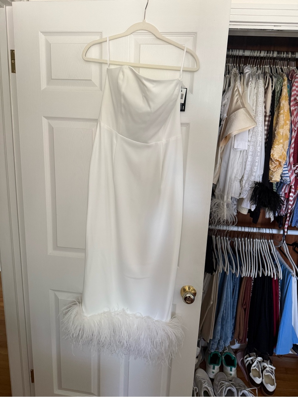 NWT White Feather-Hem Midi Dress